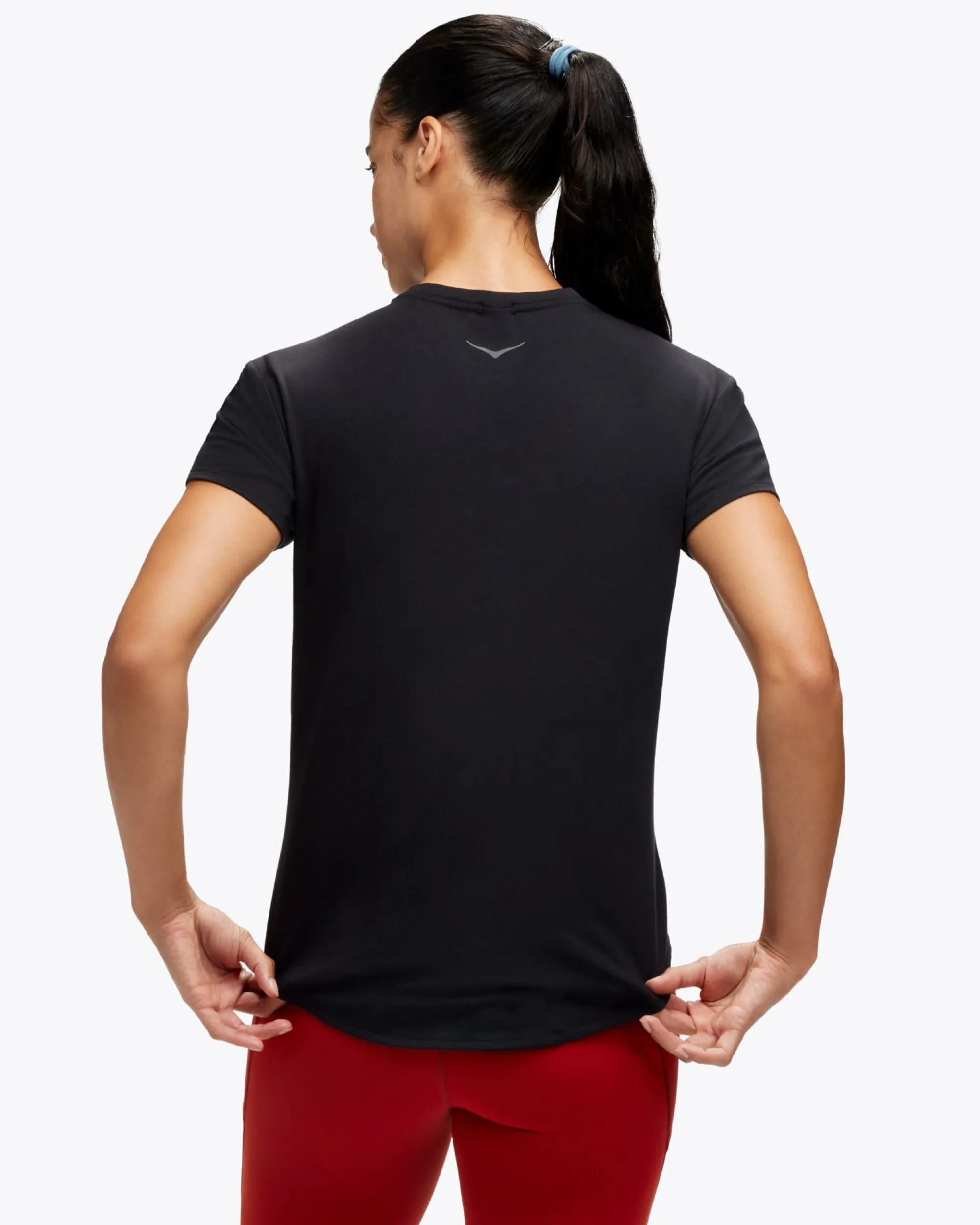 HOKA® Tops & T-Shirts^Essential Tee