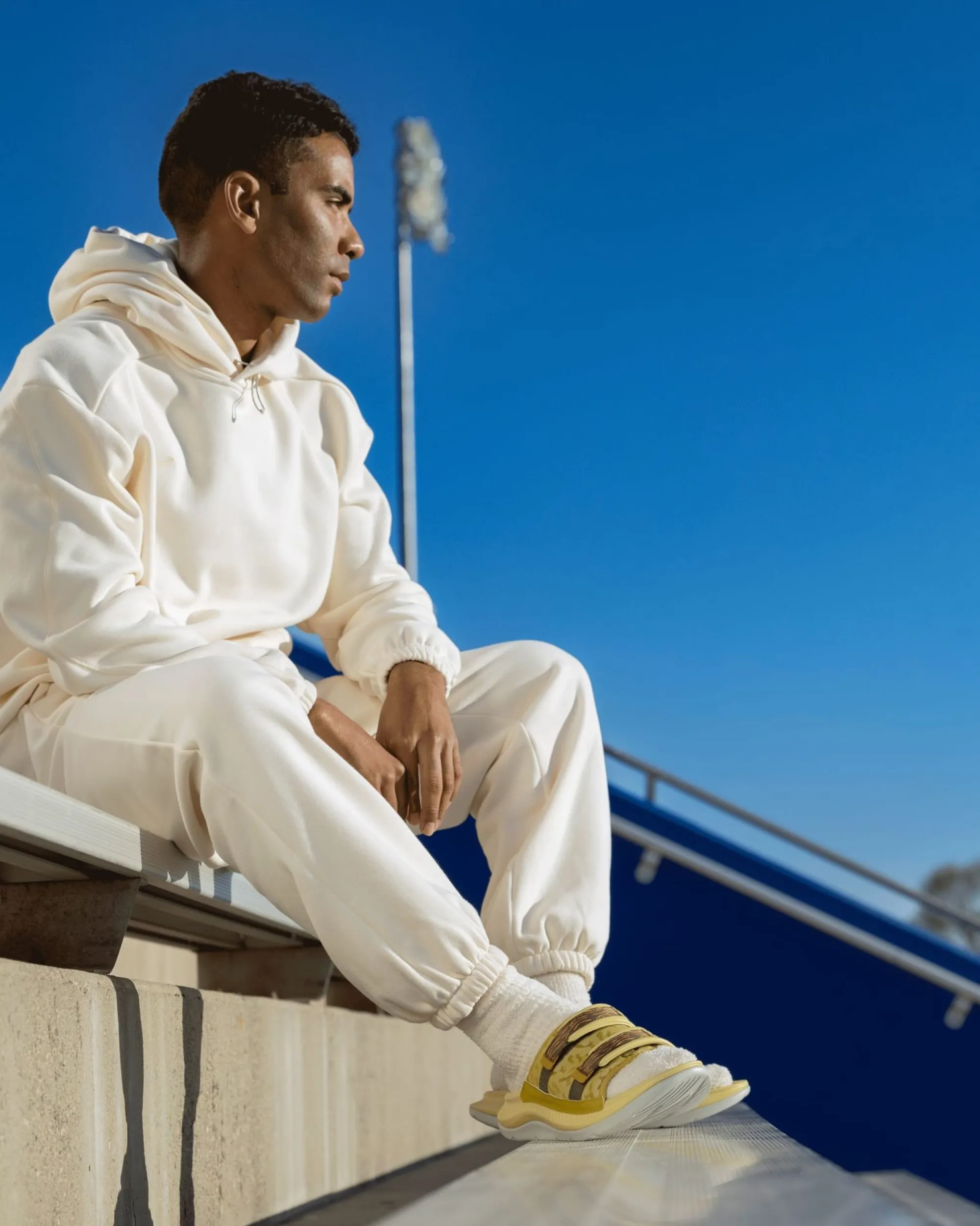 HOKA® Jackets & Vests^Hoka Essential Hoodie